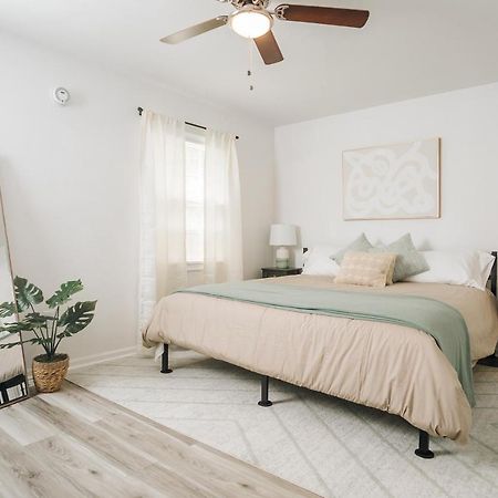Tranquil Luxury: Modern Comfort! Lynchburg Ngoại thất bức ảnh