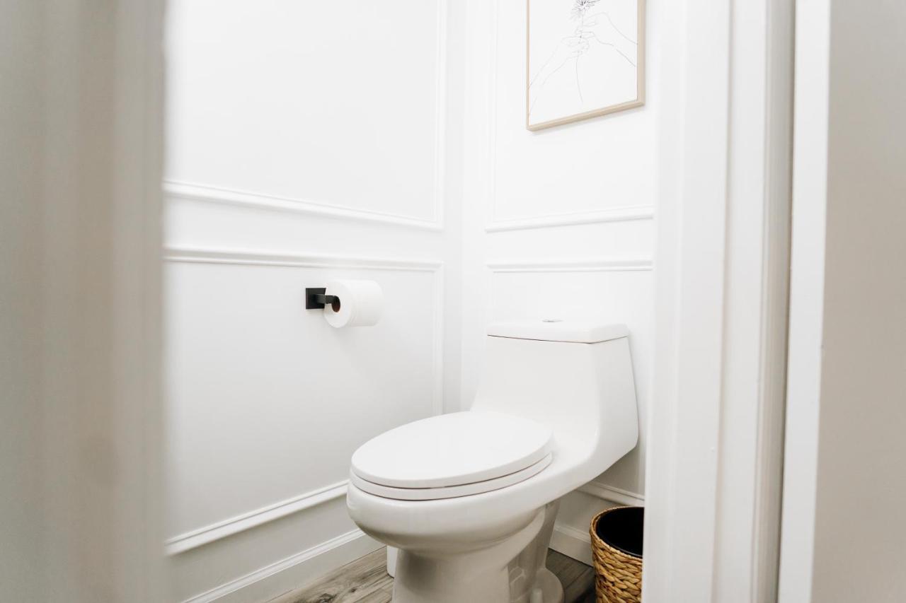 Tranquil Luxury: Modern Comfort! Lynchburg Ngoại thất bức ảnh